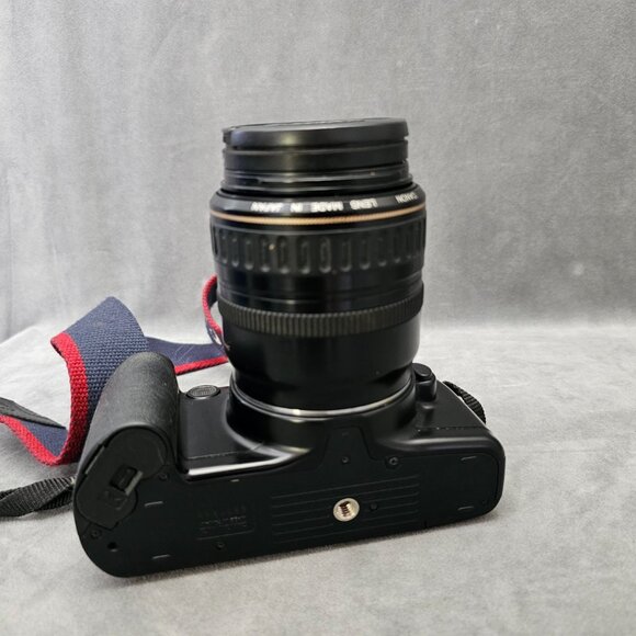 Canon EOS Rebel X S 35mm SLR Film Camera w/ 28-105mm zoom Lens working B1-33 - Picture 6 of 7